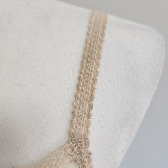 b.tempt'D Lace Bralette - Picture 8 of 11